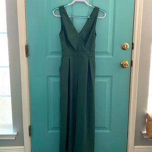 XS Lulus Forest green jumpsuit/romper
